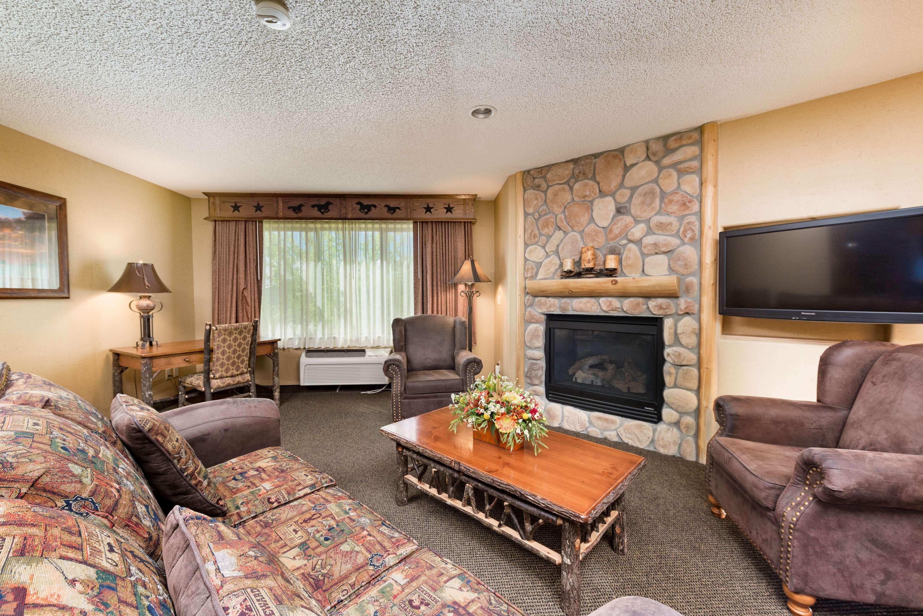 Best Western Plus Kelly Inn & Suites Билингс Екстериор снимка