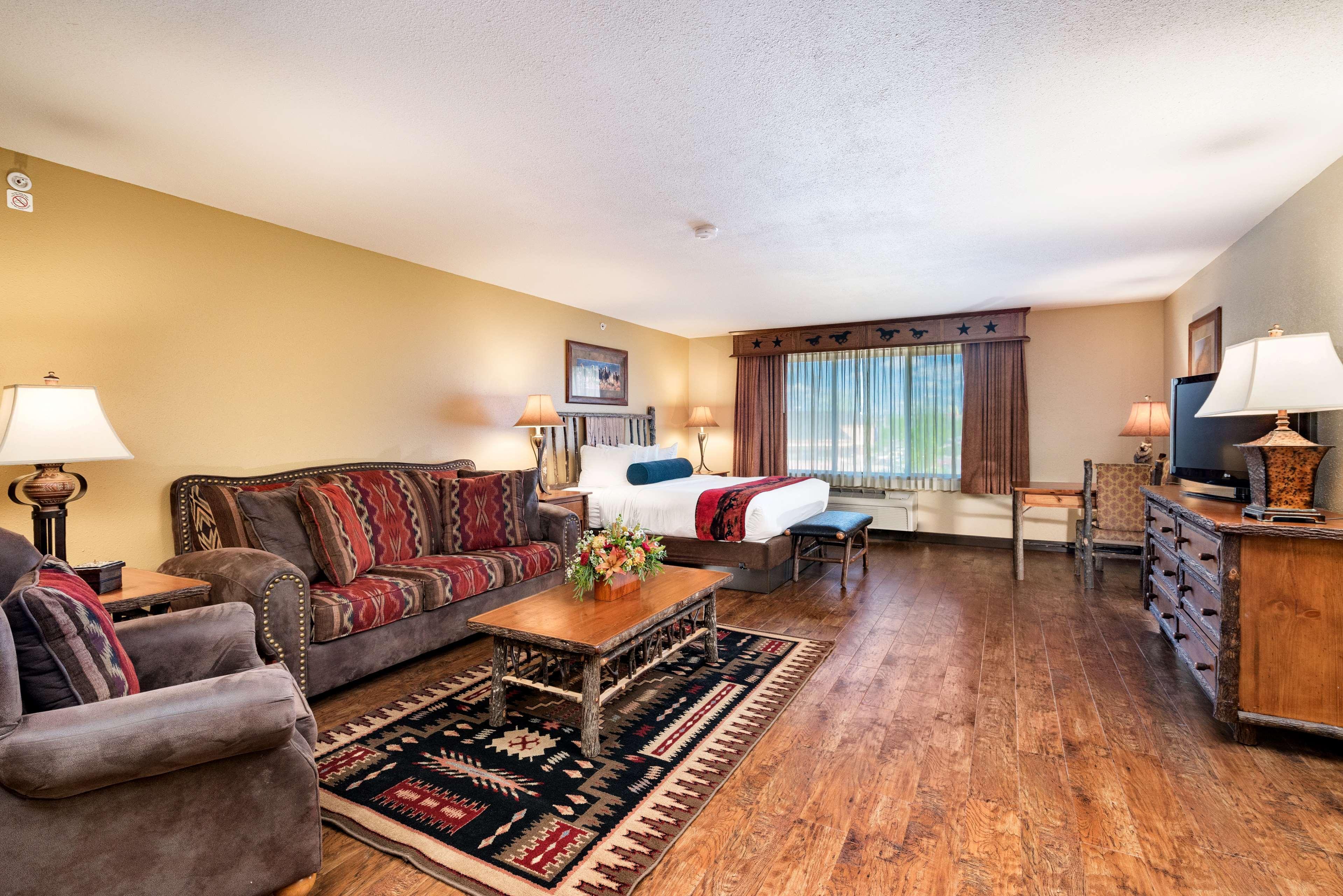 Best Western Plus Kelly Inn & Suites Билингс Екстериор снимка