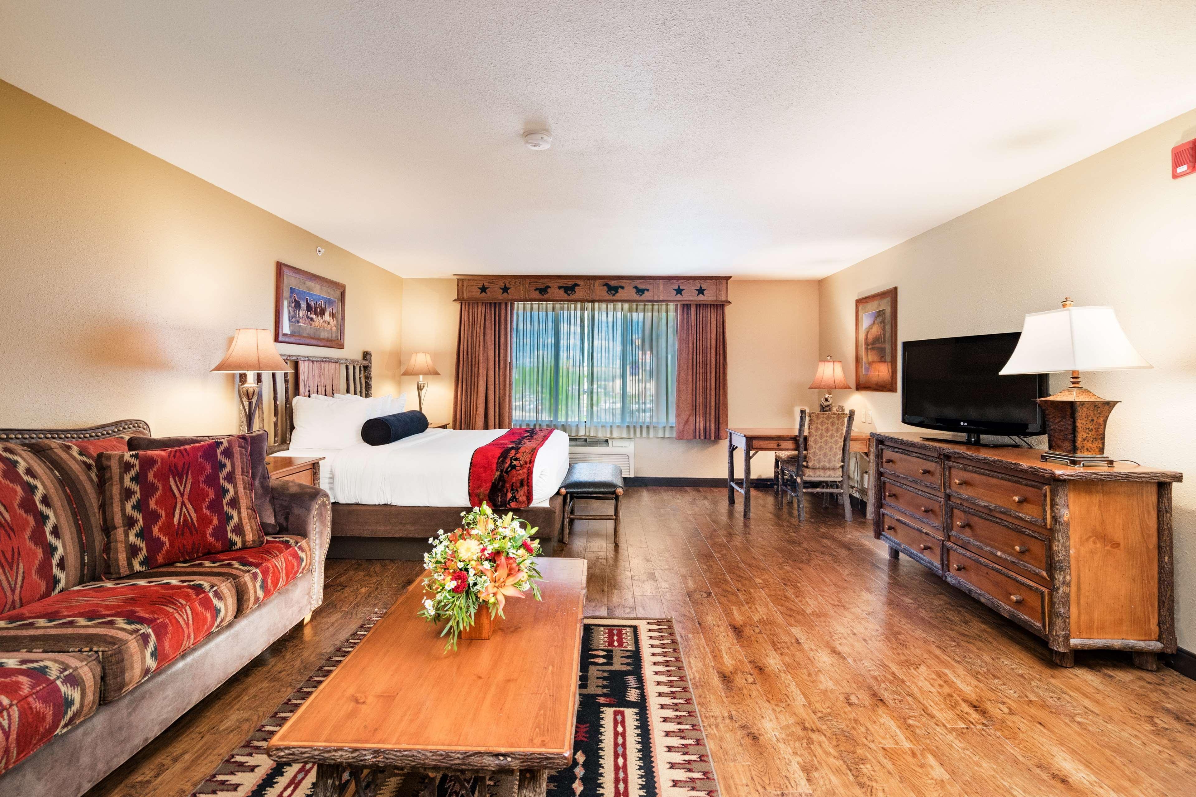 Best Western Plus Kelly Inn & Suites Билингс Екстериор снимка