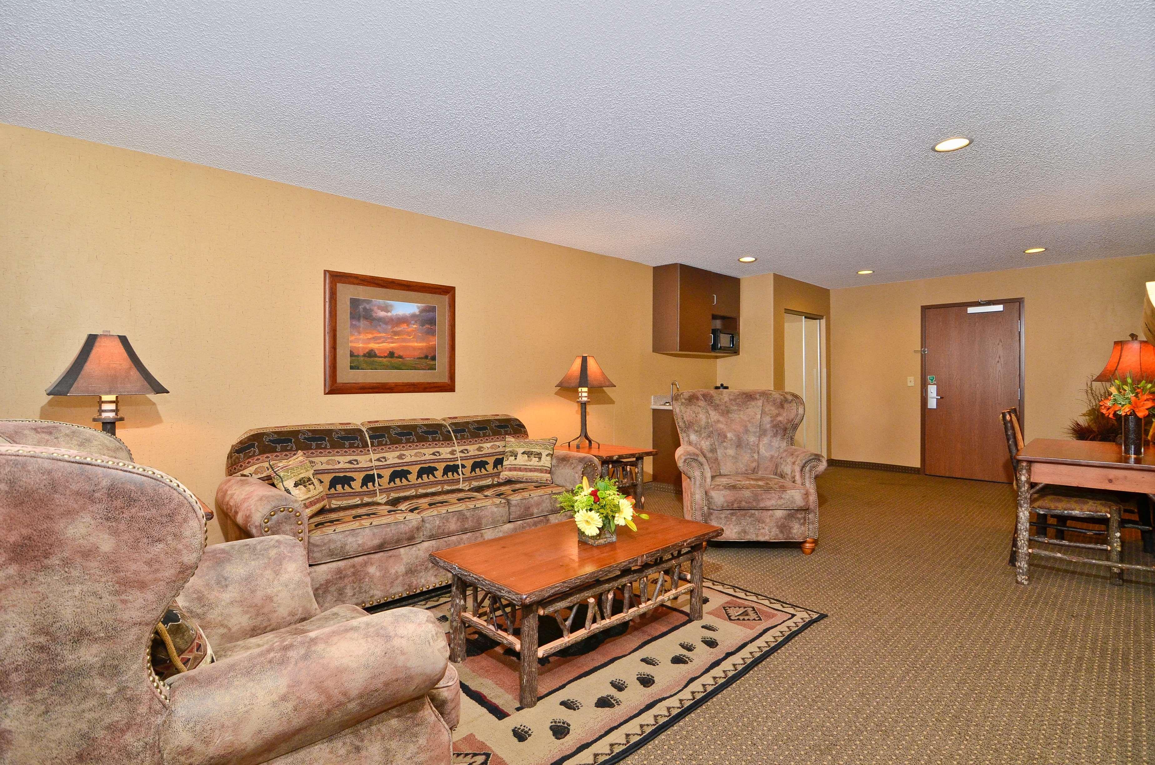 Best Western Plus Kelly Inn & Suites Билингс Екстериор снимка
