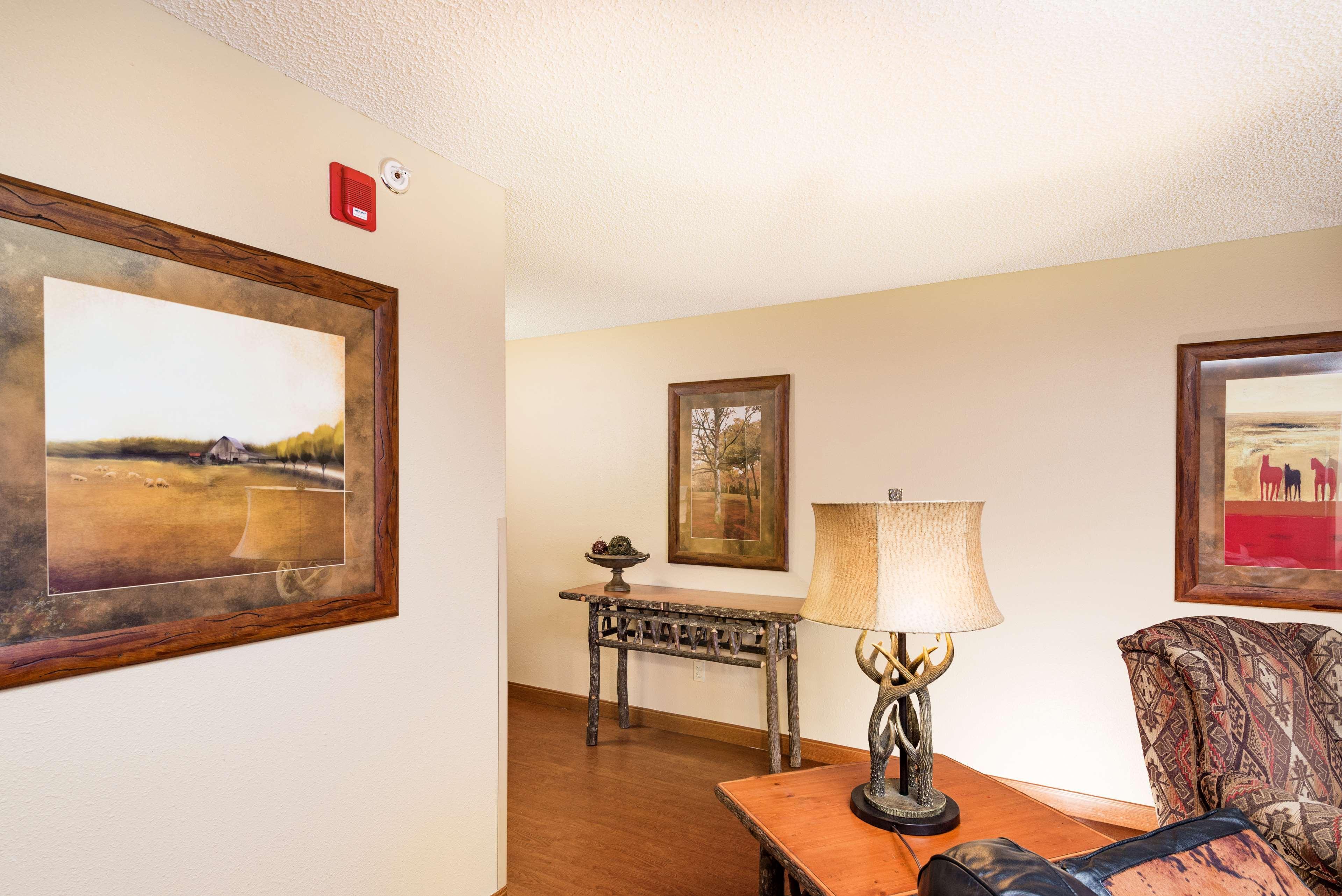 Best Western Plus Kelly Inn & Suites Билингс Екстериор снимка