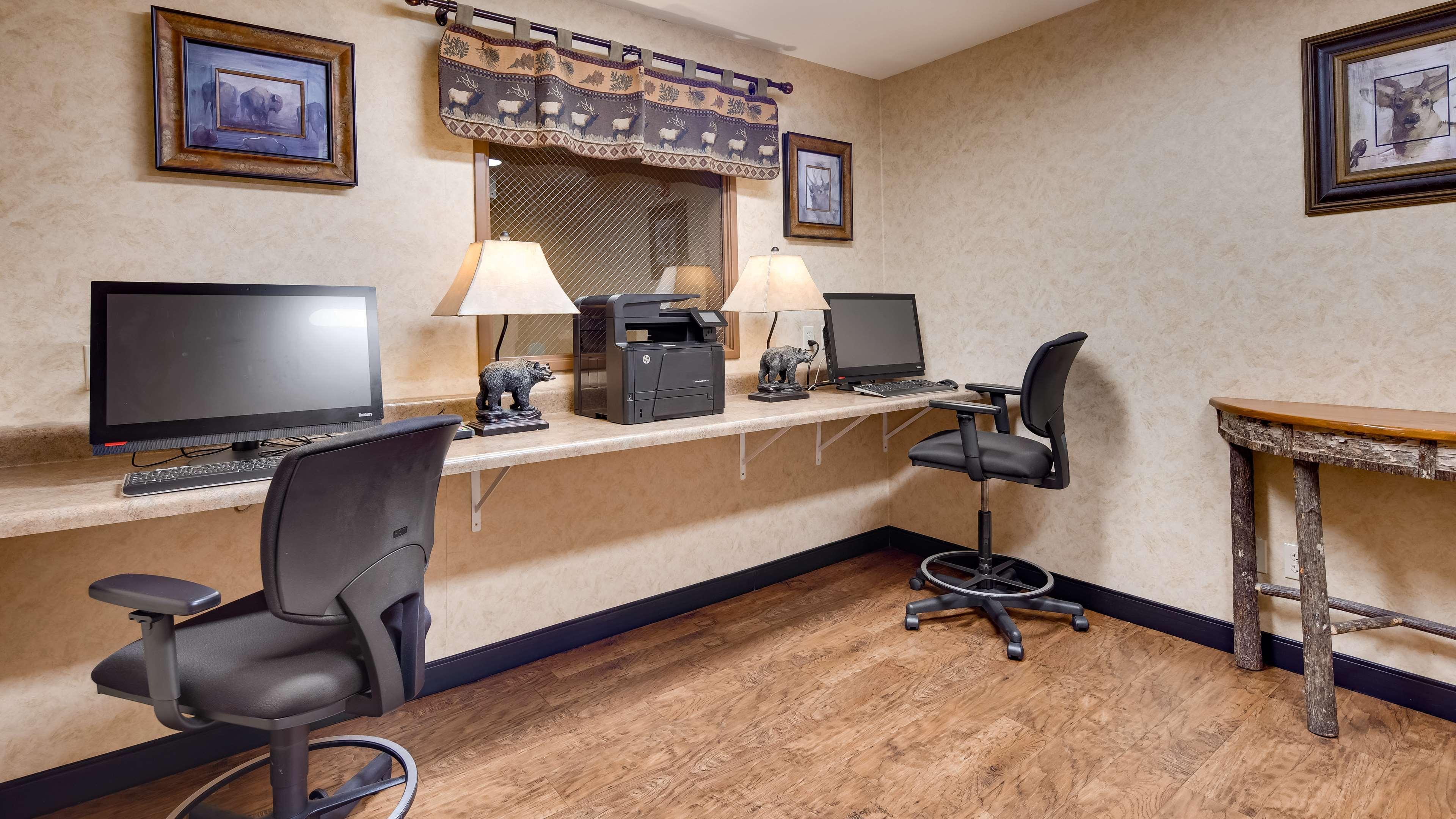 Best Western Plus Kelly Inn & Suites Билингс Екстериор снимка